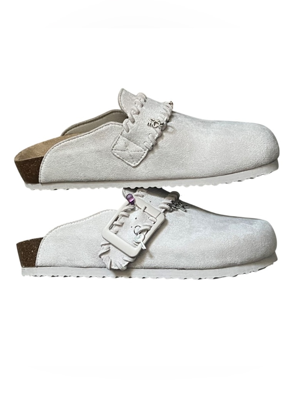 Like new! Madden Girl White Cream Faux Suede Prim Charm Clogs Size 6 - Picture 2 of 7